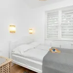 Charming Swietojanska In By Renters Appartement *