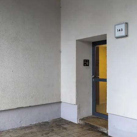 Charming Swietojanska In By Renters Apartman *